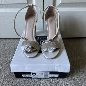 De Blossom Britt White/Silver Heels Size 6 in Box from Davids Bridal - Worn Once